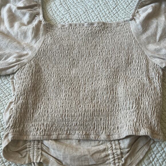 Wild Fable Crop Top Blouse Beige Cinched Short Puff Sleeve Size M NWT - Picture 7 of 9